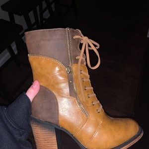 Pierre Dumas Women's High Heel Boots Size 8